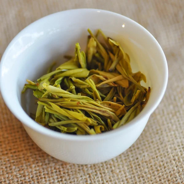 2025 Early Spring HuangJinYa (Golden Buds) Green Tea